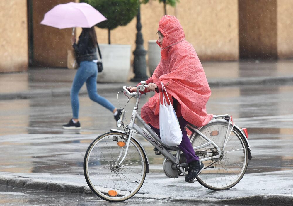 Žena na biciklu