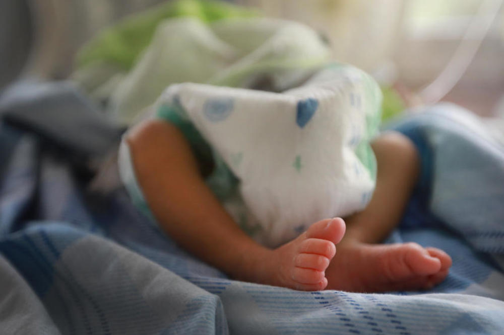 BROJKE UOPŠTE NISU DOPBRE: U Srbiji se rađa 60.000 beba godišnje!