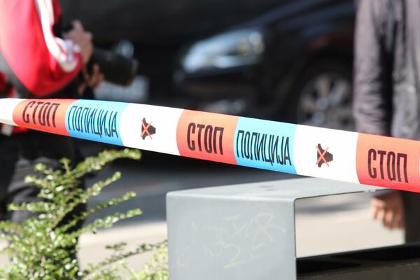 "HRISTOS SE RODI, OVO JE PLJAČKA": Trojica lopova se prerušila u POPOVE, upali u banku u ZEMUNU naoružani do ZUBA!