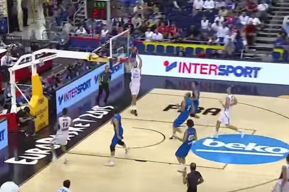 Kalinićev let iznad Berlina među naj potezima Eurobasketa! (VIDEO)