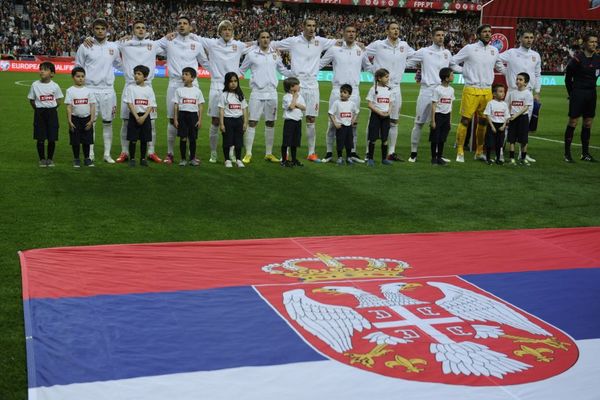 FSS U STRAHU OD TROVANJA: Srbija u Albaniju vodi kuvara i nosi svoju vodu!