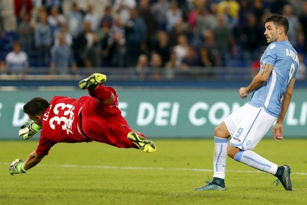 Đorđević se ne sprda sa golmanima kao saigrači! Novi gol Srbina za Lacio! (VIDEO)