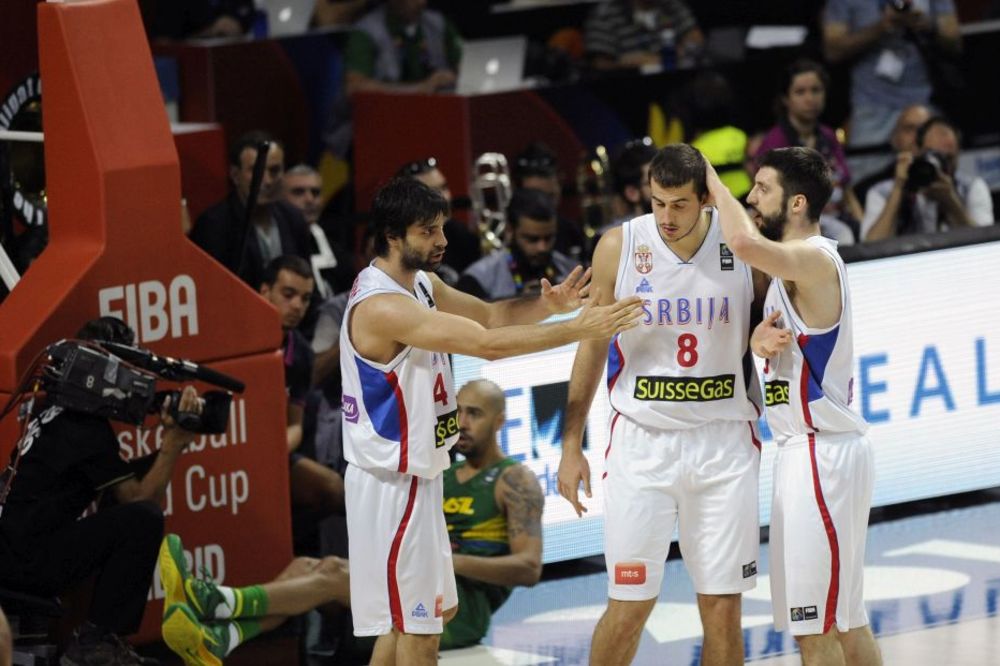 Stefane, pa zašto tako s Teom: Plej Unikahe prodao saigraču iz reprezentacije foru sa basketa! (VIDEO)