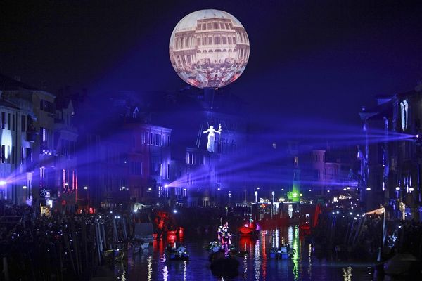 Predah od realnosti: Magija tradicionalnog karnevala u Veneciji! (FOTO)