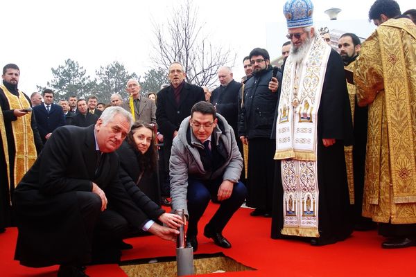 Toma kao doktor Mengele: Nikolić hoće centar gde će se stvarati srpski genetski kod