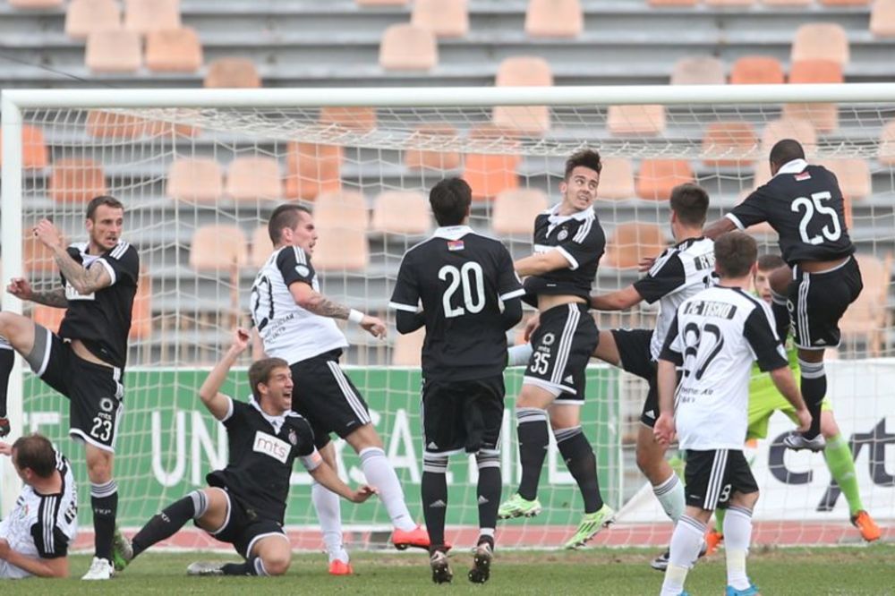 Božinov sa penala za ispis sa Kipra, Tomić mora da obuzda pojedince! (FOTO)