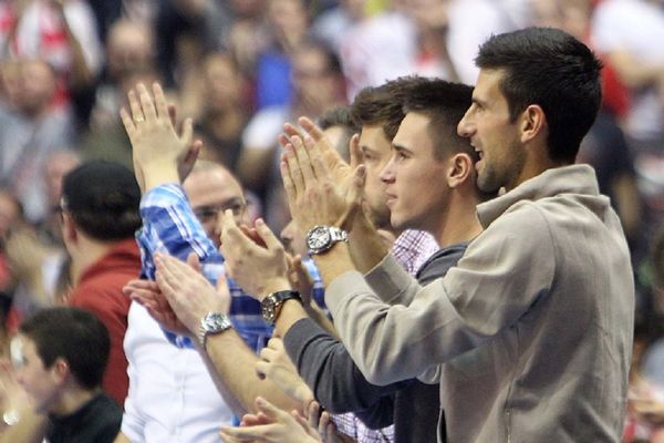 Skandalozno: Hrvati traže da se kazne Novak i Zvezda zbog pevanja četničkih pesama! (VIDEO)