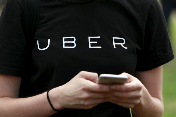 Paranoja u Egiptu: Uber može da služi Mosadu! (FOTO)