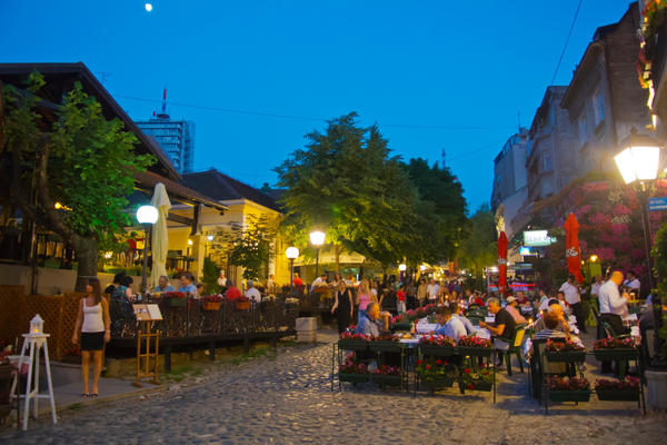 Izmenjeno radno vreme kafana u OVE tri ulice u Beogradu!