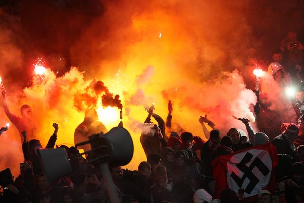 E ovo se zove bratstvo! Navijači Spartaka još jednom dokazali koliko vole Zvezdu! (FOTO)