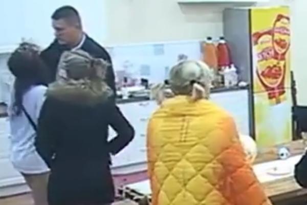 Nasilje i prebijanje žene uživo u programu! Muškarac snajku zgrabio za vrat, bacio na pod... (VIDEO)