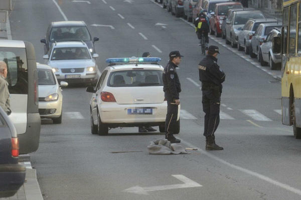 UŽAS NA ZELENOM VENCU: U međusobnoj tuči migranata JEDAN UBIJEN, dvoje teško povređeno! (FOTO)