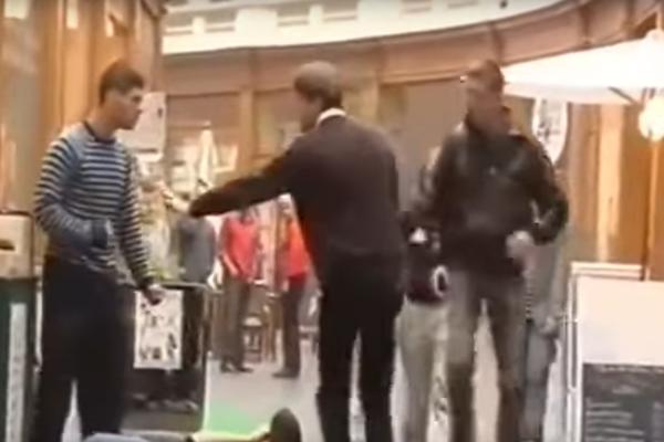 PATOSIRAO GA ZA SVA VREMENA! Prikucao autora poznate emisije NOGOM U GLAVU! (VIDEO)