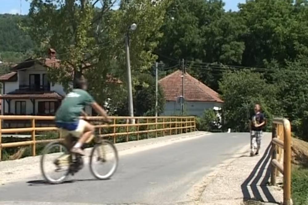 UKLETO SRPSKO SELO: Dve devojčice na isti način sebi oduzele život za dve godine!