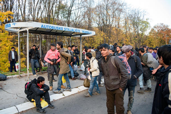 Migranti hašišom plaćaju put, žene prisiljavaju na prostituciju u Beogradu!