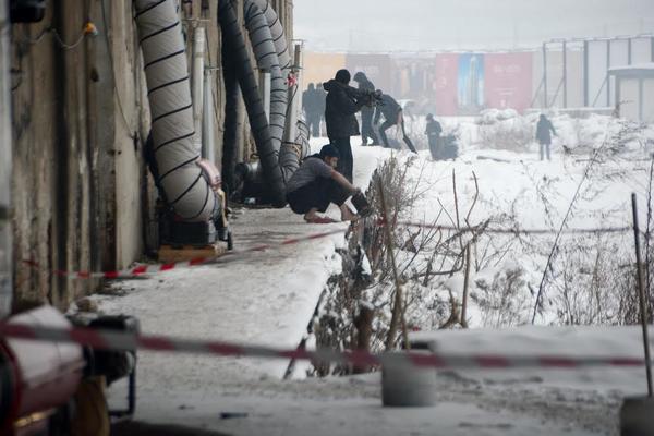 MIGRANTI NAPUSTILI BARAKE U CENTRU! Evo gde su sada smešteni! (VIDEO)