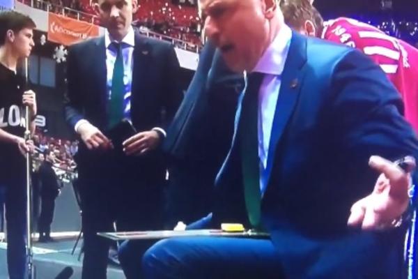 Obradović besneo kao ris i postao hit na netu, bivši igrači Partizana kidali, Marković umalo do tripl-dabla! (VIDEO)