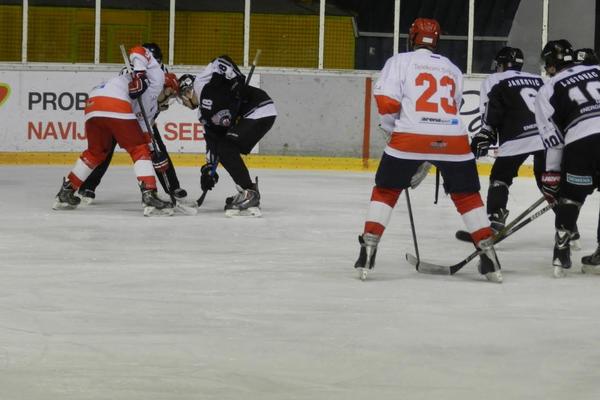 DEMOLIRANJE U VEČITOM DERBIJU: Zvezda pregazila Partizan sa +9! (FOTO)