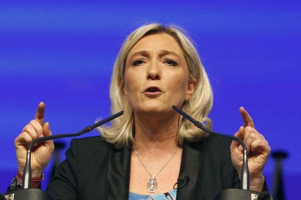Kandidatkinja ektremne desnice se povlači zbog skandalozne slike: Šok u Francuskoj pred 2. krug izbora FOTO