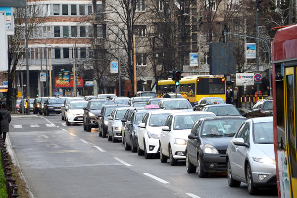 NOVI UDAR NA NOVČANIKE VOZAČA: Proverite da li ovi troškovi važe i za model koji vi vozite!