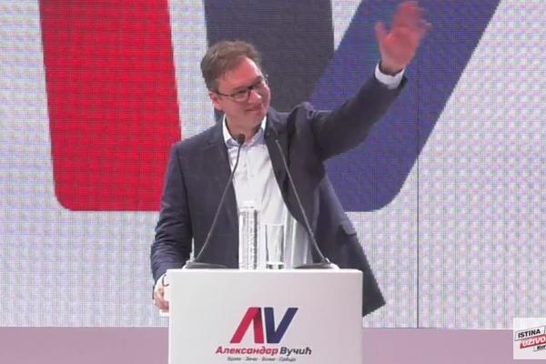 VUČIĆ IZ KRUŠEVCA PORUČIO: 15 kandidata na jednog, ALI SE NISAM UPLAŠIO! U Srbiji se neće pucati! (VIDEO)