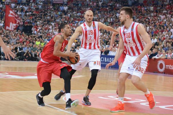 Nesreća nikad ne ide sama! Loše vesti za Zvezdu se ređaju kao na traci! (VIDEO)