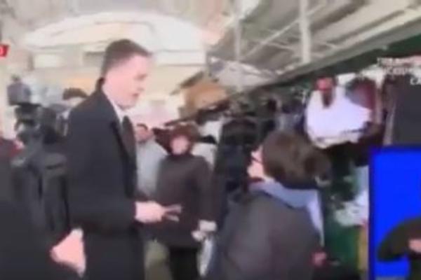 GOSPODINE, HOĆETE LI DA MI ZAPOSLITE SINA AKO ZA VAS GLASAM? Baka je pitala Radulovića, a ono što joj je on rekao nikad neće zaboraviti! (VIDEO)