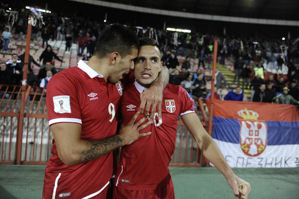 TAKO SE VOLI SVOJA NACIJA! Orlovi nisu sami u Dablinu, ovi momci su danas HEROJI SRBIJE! (FOTO)