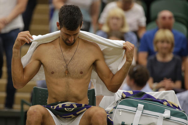 I Novak Đoković je uz srpske košarkaše na Eurobasketu! (FOTO)