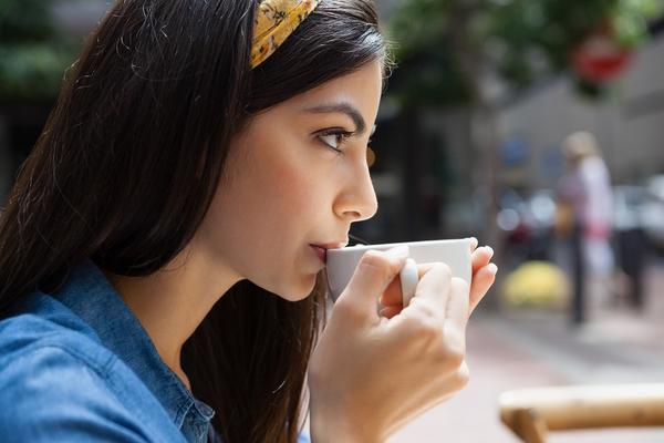 Šta je ‚‚coffee naps" i zašto baš svi pričaju o tome? (FOTO) (GIF)