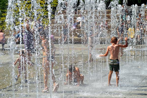 CRNI BILANS: Vrućine u Poljskoj odnele 26 života, u jednom danu se utopilo 10 ljudi!