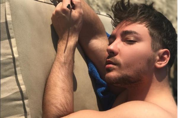 NEKADAŠNJI "PLAVI ČUPERAK" SE PRIMIO NA SVOJ IZGLED: Milan Stanković bombarduje Instagram SEKSI fotkama (FOTO)