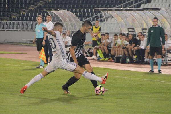 Partizan, video, ton... Samo fudbala nema! (FOTO) (VIDEO)