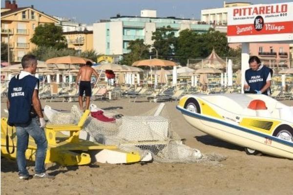 HOROR U ČUVENOM LETOVALIŠTU: Poljakinju grupno silovali na plaži pred mužem!