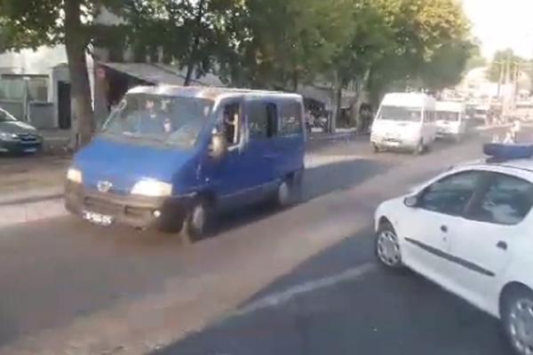 HILJADE GROBARA U KORTEU: Policija nije dala ni muva da proleti, nikakvih incidenata nije bilo! (VIDEO)