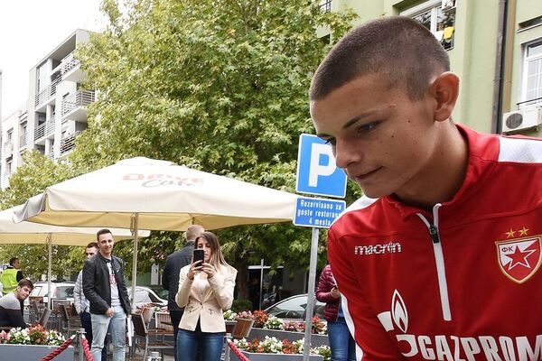 JOVELJIĆ BLISTA POSLE DVA GOLA: Želim da se zahvalim šefu, ali sve ovo je zbog NJIH DVE! (VIDEO)