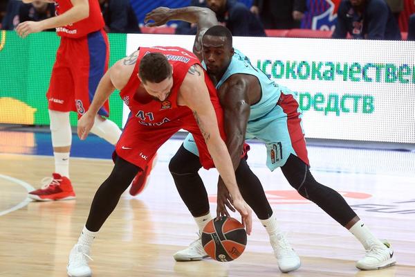 Nedovićev sjajan učinak nedovoljan za pobedu u Atini, Moskovljani mudrijom igrom dobili derbi! (FOTO) (VIDEO)