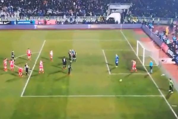 BILO JE TO PREDUGO ČEKANJE ZA GROBARE: Ovo je bila njihova reakcija kad je Partizanu dosuđen penal u derbiju posle 22 godine! (VIDEO)