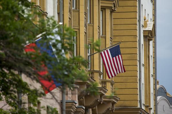 SKANDAL U VAŠINGTONU: Promenjen naziv ulice u kojoj je RUSKA AMBASADA, ovo je NEVIĐENA PROVOKACIJA RUSA!