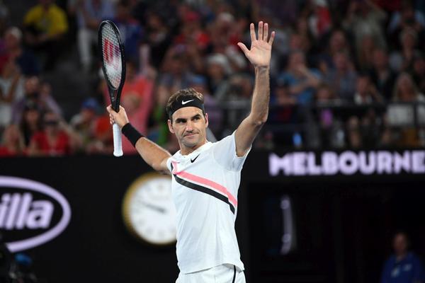 NIJE MU DOVOLJNO SAMO PRVO MESTO! Federer stigao do borbe za 97. trofej u karijeri!