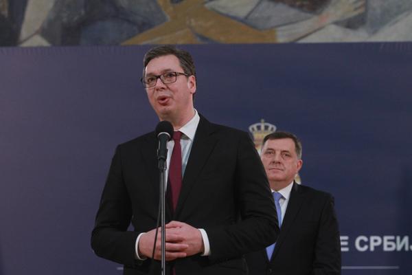 DEKLARACIJA O OPSTANKU SRBA POSLE IZBORA! Vučić ipak hoće da sačeka