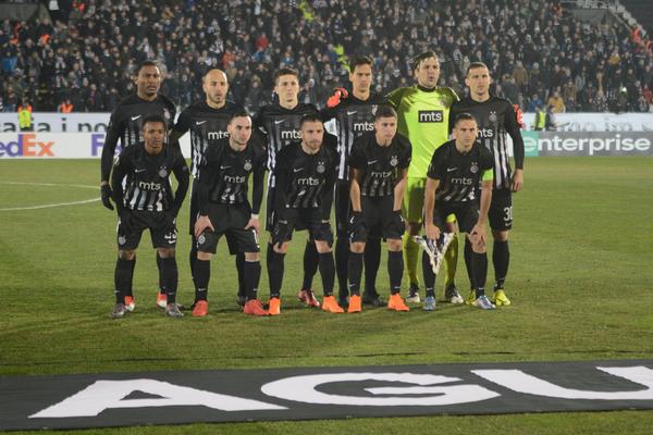 Grobari su ponosni: Crno-beli NADIGRALI Viktoriju, ali je propust sudija koštao Partizan POBEDE! (FOTO) (VIDEO)