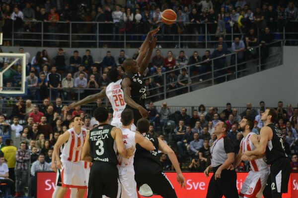 OVO NEMA NIGDE NA SVETU: Partizan u ovom trenutku plaća čak šestoricu trenera, Zvezda duguje trojici!