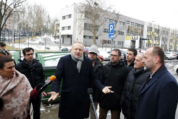 Đilas: Sagradićemo još jednu školu i dva obdaništa u naselju Stepa Stepanović (FOTO)