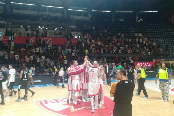 ZVEZDA RAZMONTIRALA PARTIZAN! Crveno-beli dalekometnom paljbom došli na korak od finala Superlige! (FOTO) (VIDEO)