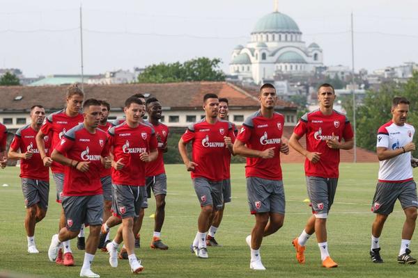 NOVO POJAČANJE ZVEZDE: Jedva čekam da istrčim na Marakanu! (FOTO) (VIDEO)