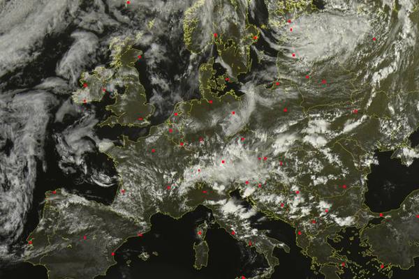 NAŠE SUSEDE ĆE USKORO POGODITI GADNO NEVREME! Velika OLUJA se kreće BRZO, predviđa se da će UDARITI ZA PAR SATI