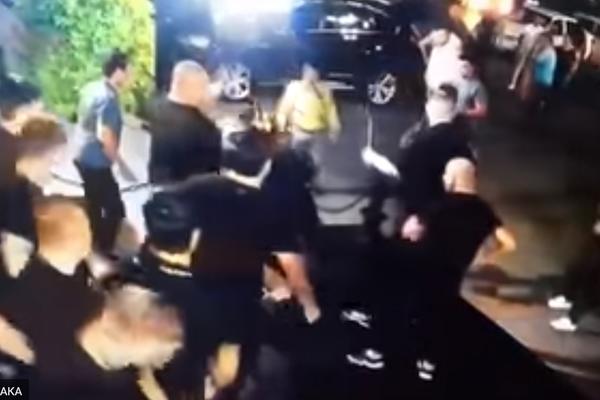 MMA SVET JE ZAVIJEN U CRNO! Poznati borac ubijen u tuči usred noćnog kluba! Stradao je od sopstvenog noža! (VIDEO)