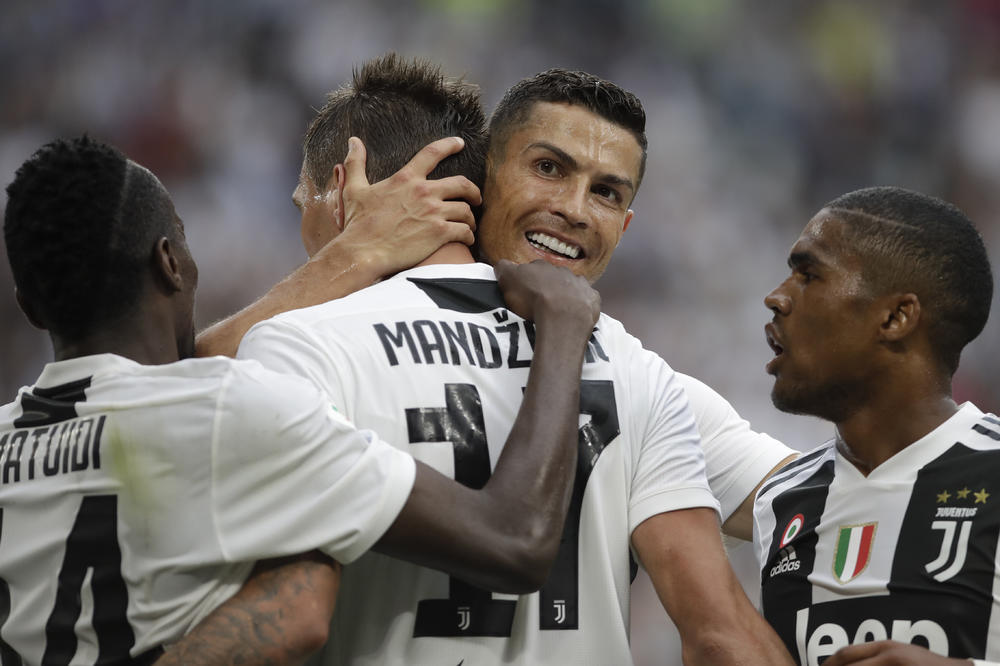 RONALDO ZAVRŠAVA JUVENTUSU TRANSFER ZBOG KOGA PODRHTAVA ČIZMA: Najomraženiji trener dolazi u Staru damu!