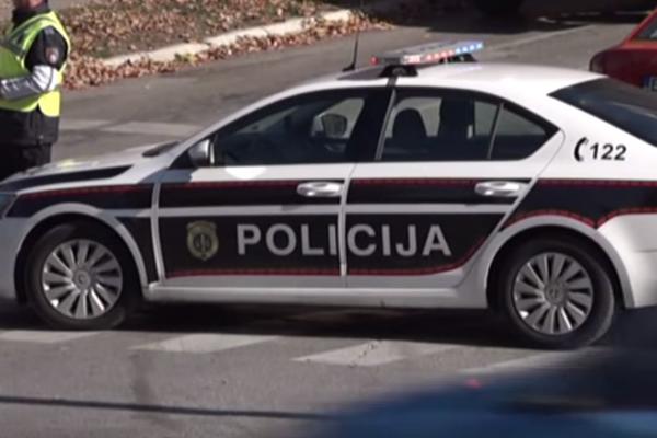 HOROR U TUZLI: Muškarac skočio sa zgrade, policija u stanu pronašla mrtvu ženu i dvoje dece